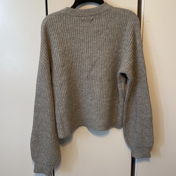 NWT BP gray cozy knit pullover sweater size xs - Picture 9 of 9